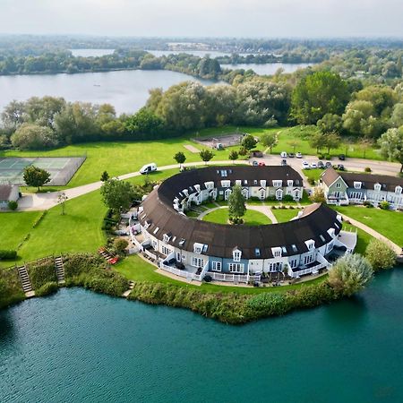 Nyhavn Lakeside Cottage Cirencester Bagian luar foto