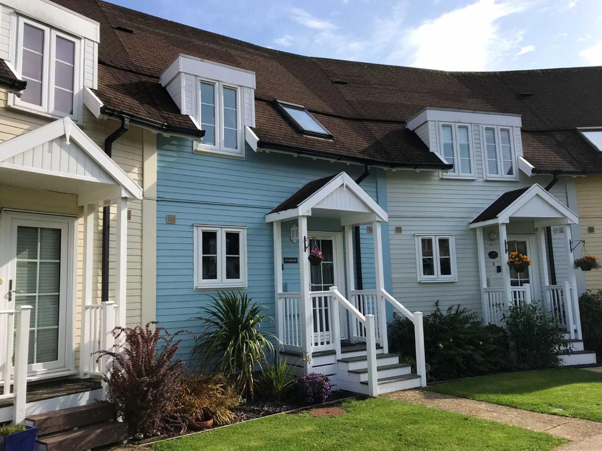 Nyhavn Lakeside Cottage Cirencester Bagian luar foto