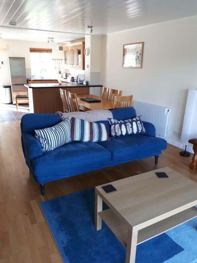 Nyhavn Lakeside Cottage Cirencester Bagian luar foto